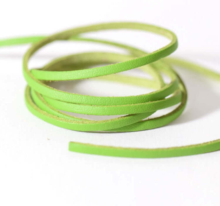 Achat en gros 2 mètres suédine imitation cuir verte 3mm cordon suédine en coupon de 2 mètres