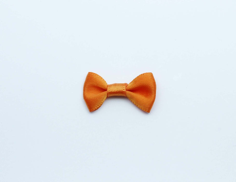 Vente 2 noeuds en tissu orangé satiné 3cm vendu par 2
