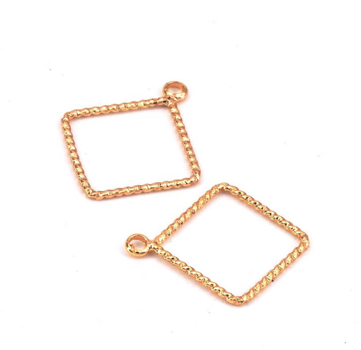Pendentif Losange Strié Evidé Doré Qualité-18mm (1)