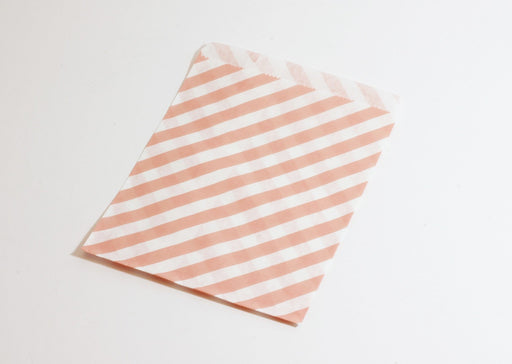 Achat au détail sachet cadeau en papier rose à rayures 13x18cm