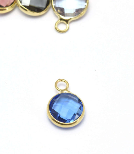 Achat 1 pendentif or 12x9x5 mm, Trou: 2 mm et verre à facettes bleu saphir avec contours dorés