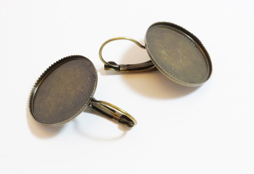 Creez avec boucles d'oreilles support cabochon Rond 20mm Bronze vendu par paire (x2 unités)