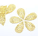 Acheter au détail 20 pendentifs arabesque filigrane dorée 38x22x0.7 mm, Trou: 0.8 mm pour boucles d'oreilles ou sautoir.