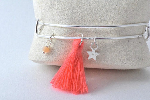 Vente au détail KIT Bracelet Jonc en metal argent ajustable pompon rose orange fluo , perle jade et étoile argent